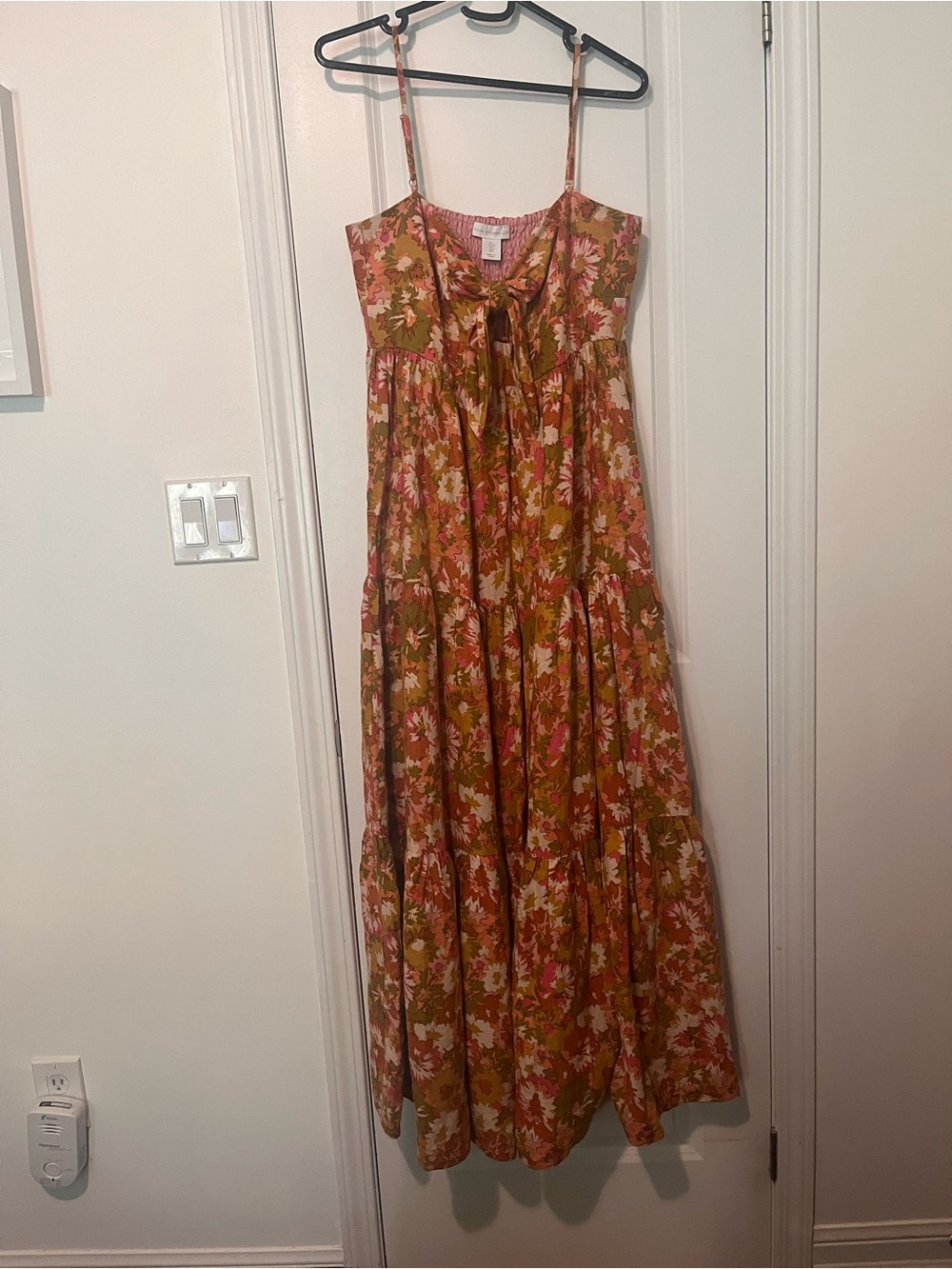 House of Harlow 1960 Tiered Floral Maxi Dress in Coral, Pink & Olive - Picture 2 of 5